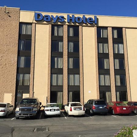 Days Hotel By Wyndham Oakland Airport-Coliseum Exterior photo