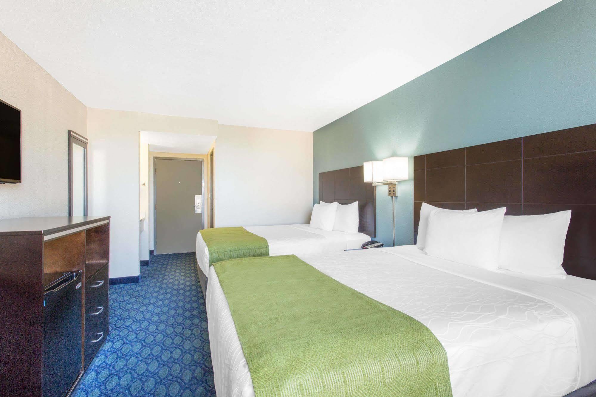 Days Hotel By Wyndham Oakland Airport-Coliseum Exterior photo